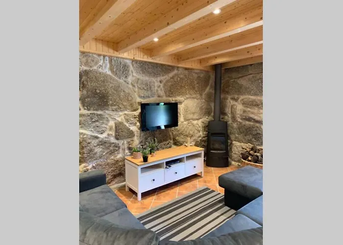 Formas Patuscas, * Gouveia (Guarda)